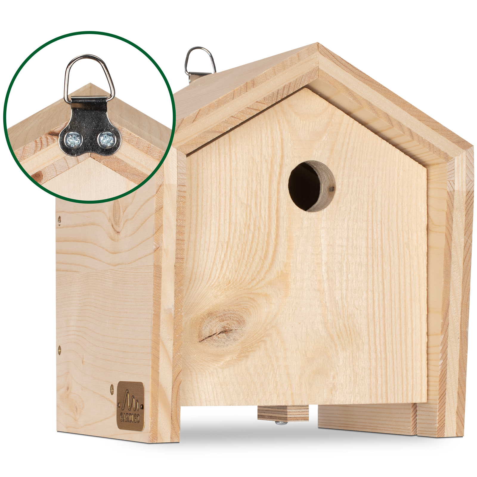 Das Haus ist auf der Rückseite mit einem Haken ausgestattet und damit überall aufzuhängen. 